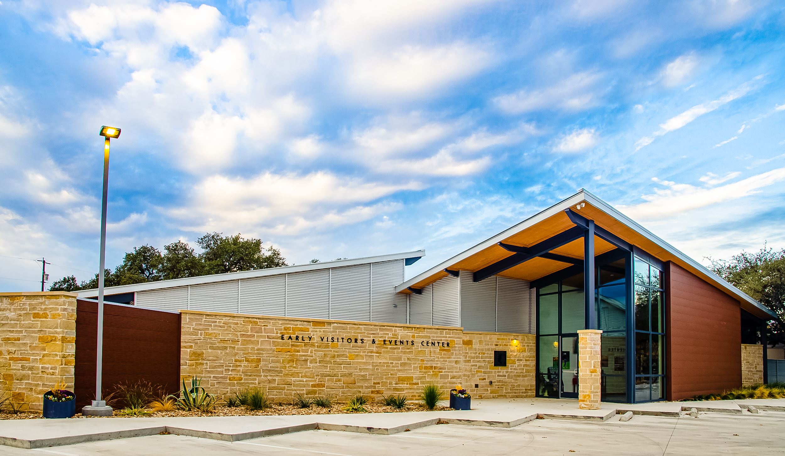 Image of the Visitor Center.