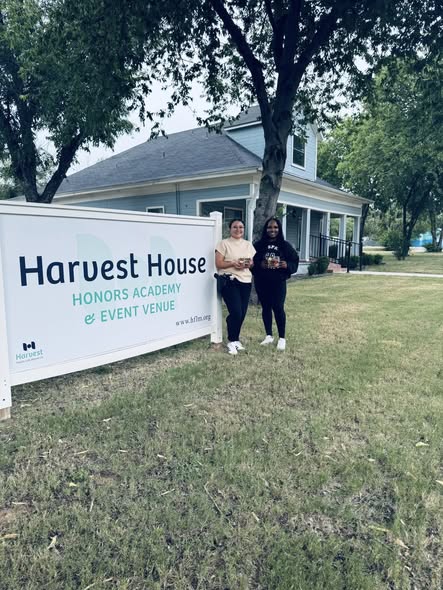 Image of the Harvest House.